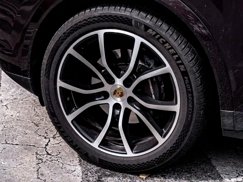 Porsche Cayenne — миниатюра 13