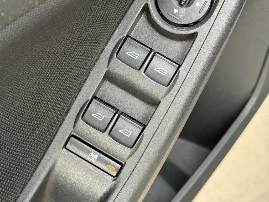 Ford Focus — миниатюра 7