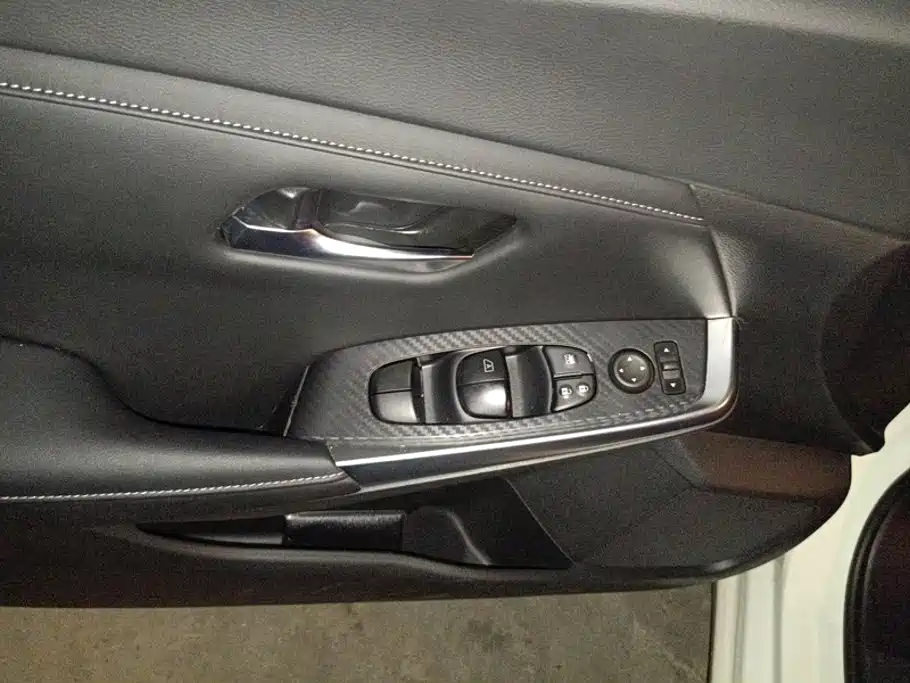 Nissan Sylphy — миниатюра 7