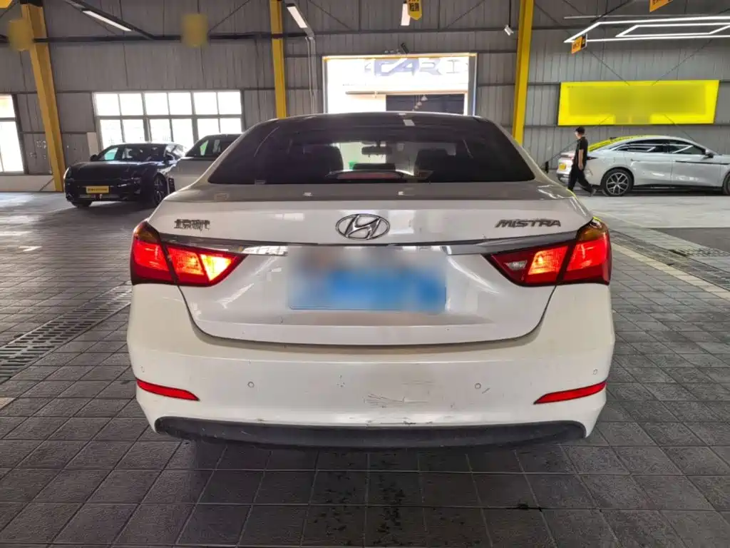 Hyundai Mistra — миниатюра 6