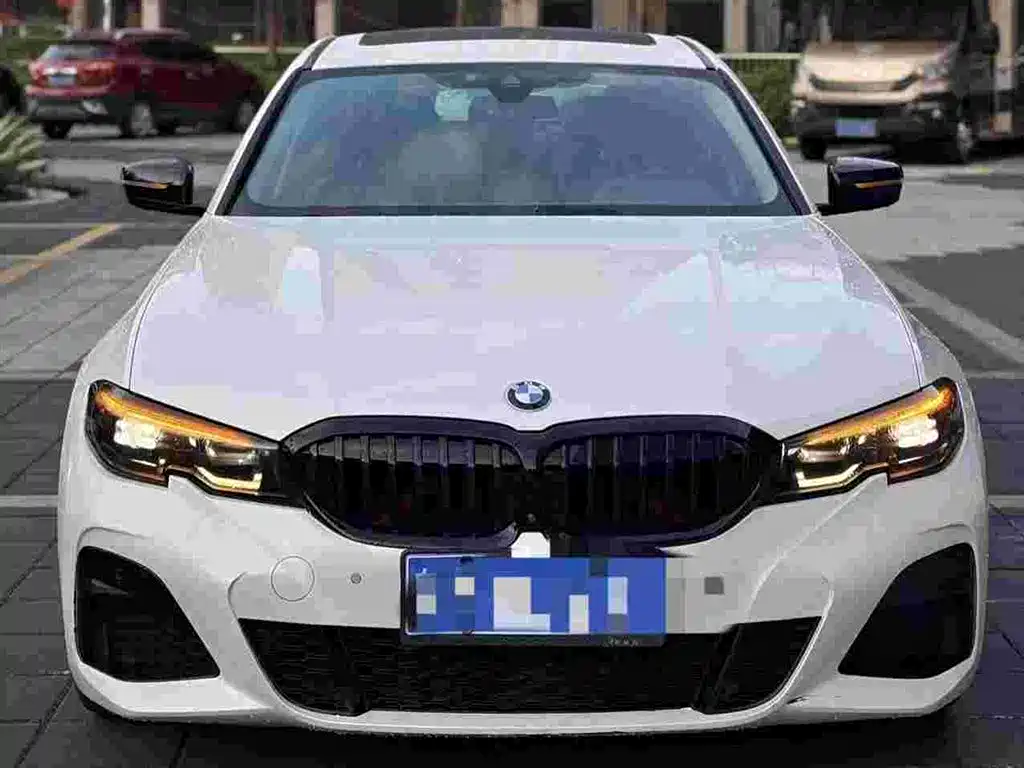 BMW 3 SERIES