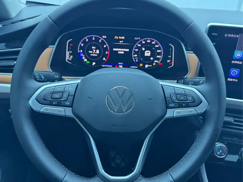Volkswagen Bora — миниатюра 13