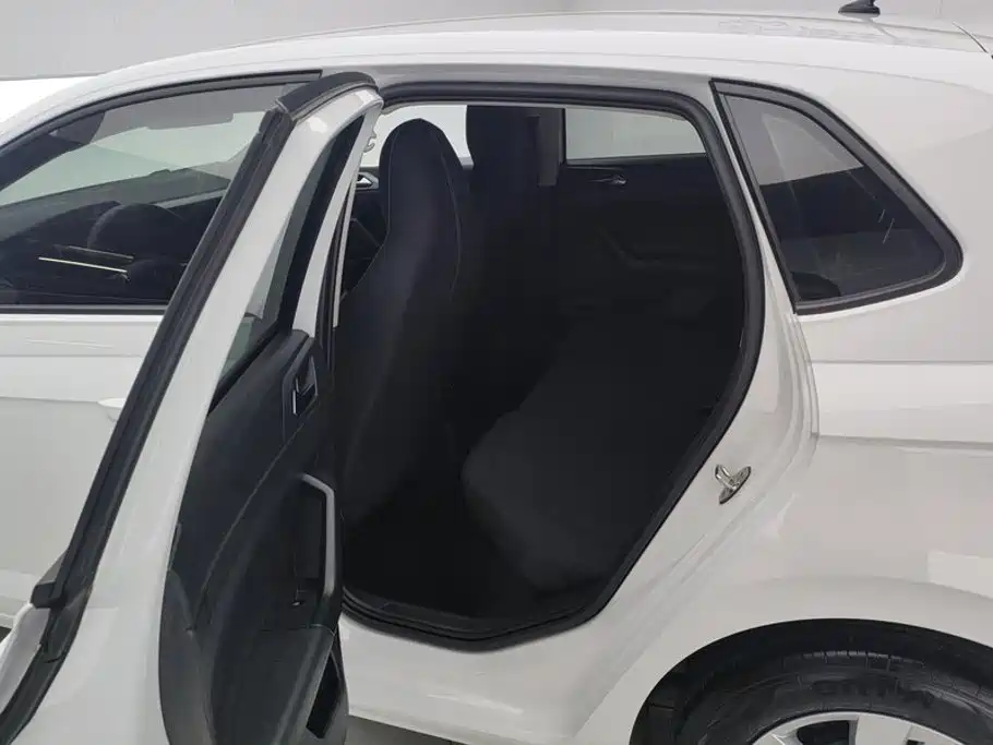 Volkswagen Polo — миниатюра 11