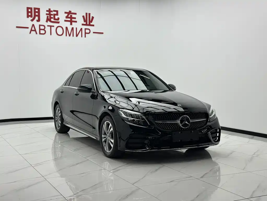 Mercedes-Benz C-Class — миниатюра 3