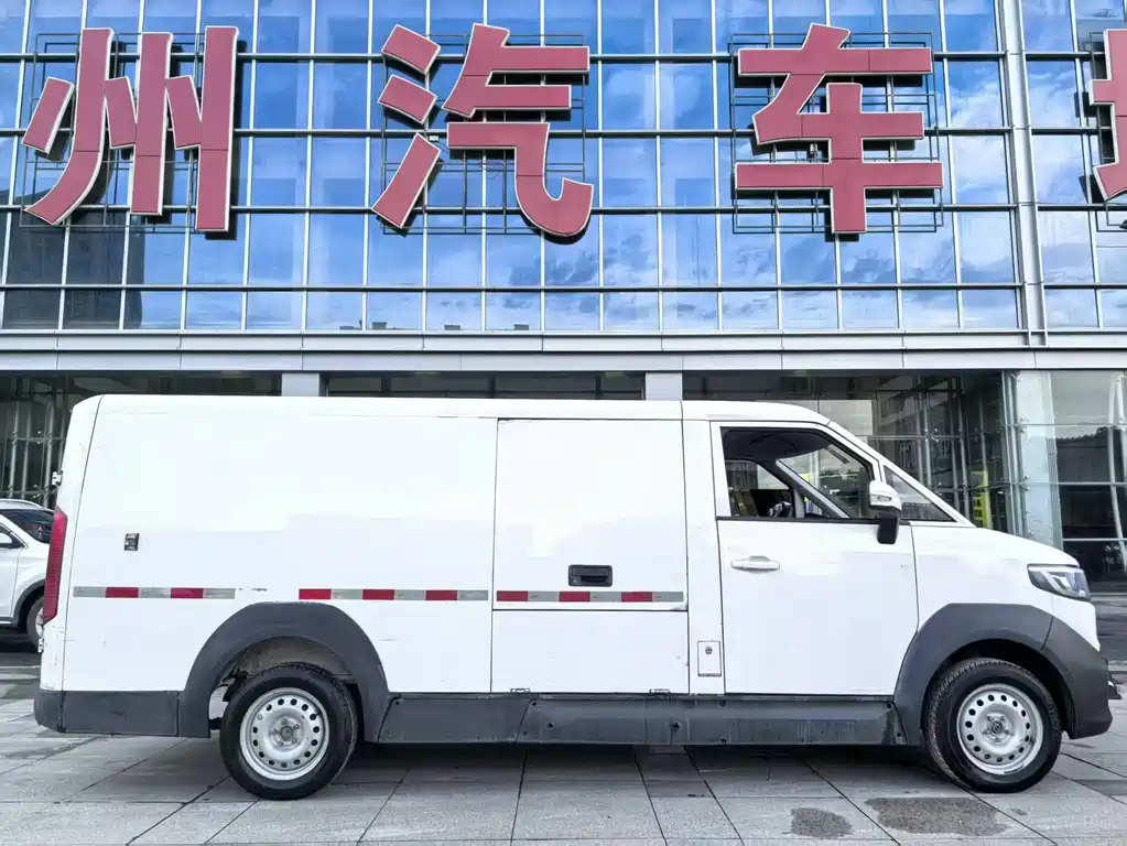 Foton Zhilan Genie E7 — миниатюра 3