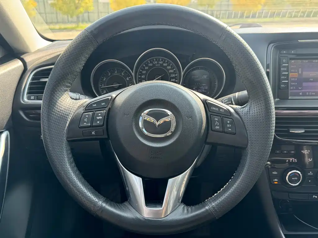 Mazda Atenza — миниатюра 8