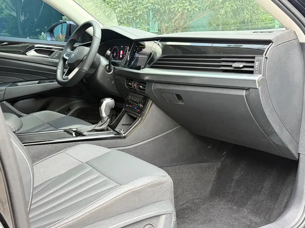 Volkswagen Passat — миниатюра 10