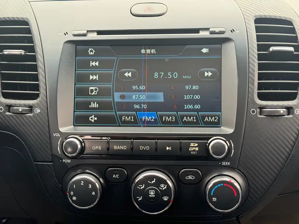 Kia K3 — миниатюра 10