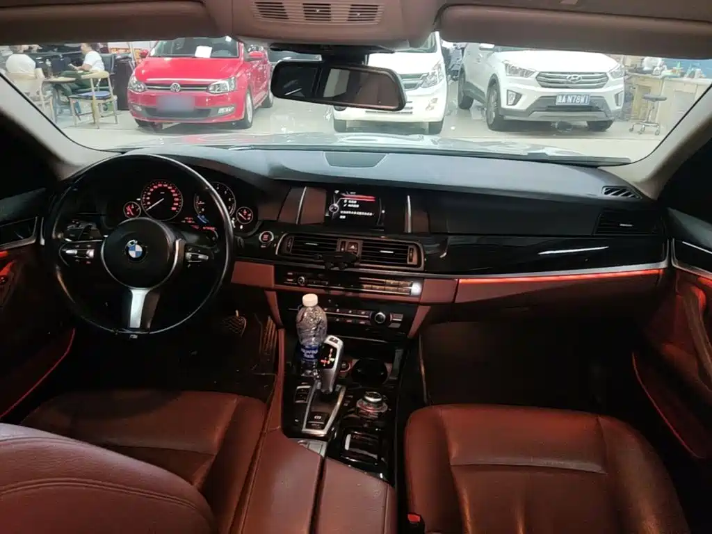 BMW 5 Series (Import) — миниатюра 10