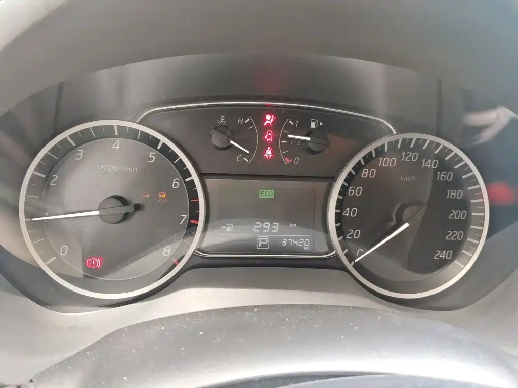 Nissan Sylphy — миниатюра 7
