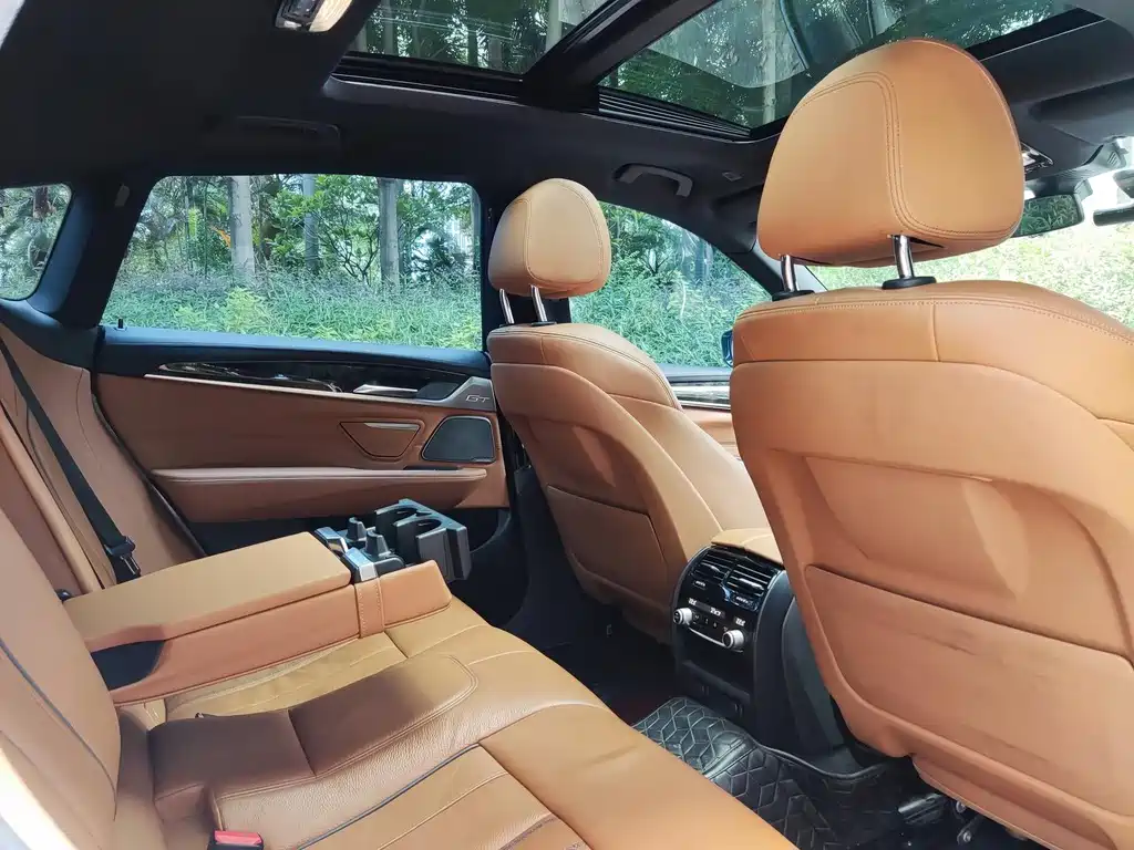 BMW 6 Series GT — миниатюра 14