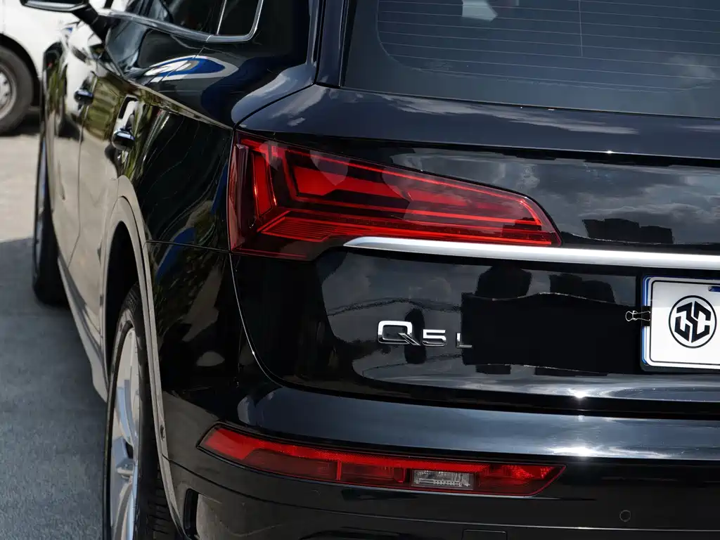 Audi Q5L — миниатюра 22