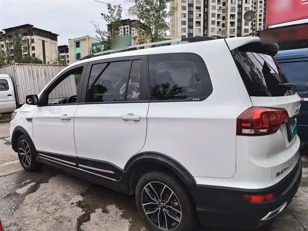 SWM SWAY MOTORS SWM X3