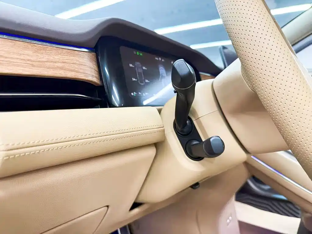 AITO AITO M7 — миниатюра 12