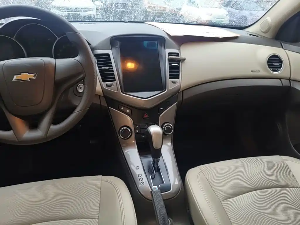 Chevrolet Cruze — миниатюра 13