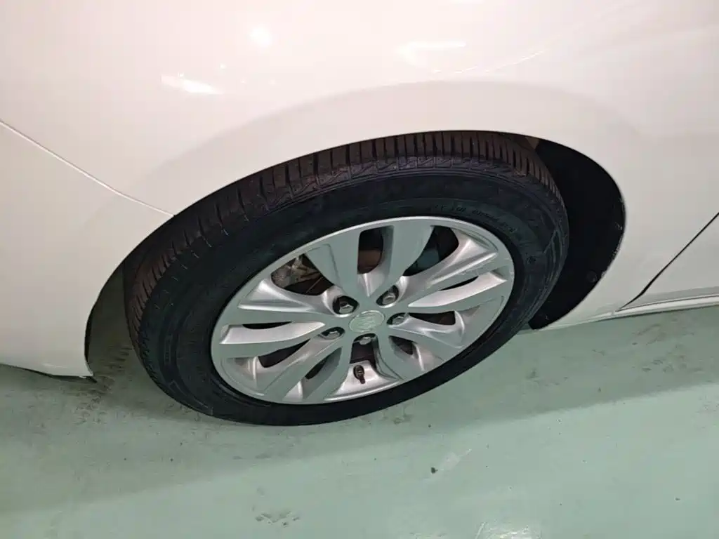 Buick Excelle — миниатюра 23