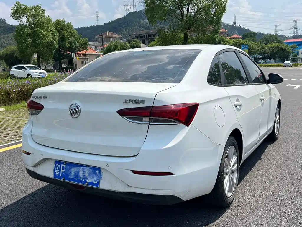 Buick Excelle — миниатюра 5