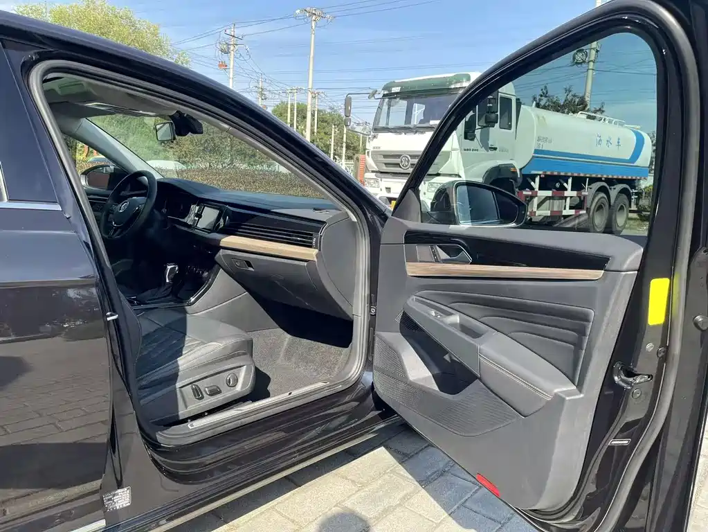 Volkswagen Passat — миниатюра 13