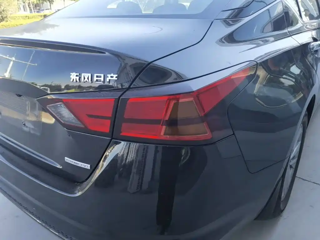 Nissan Teana — миниатюра 8