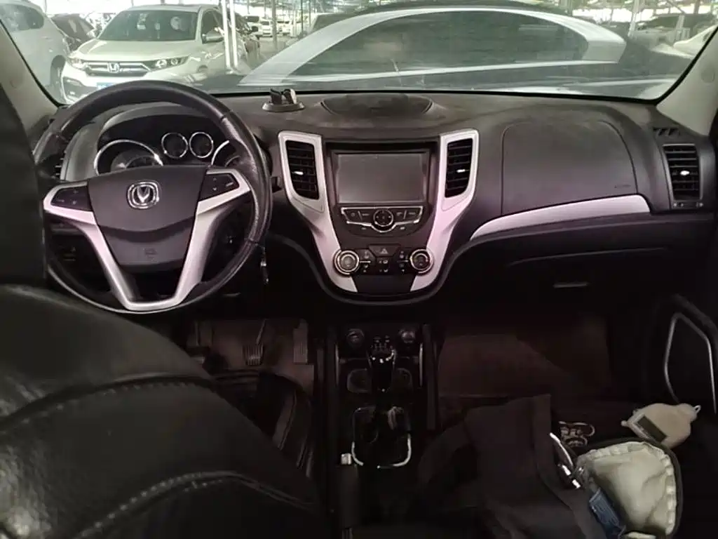 Changan CS35 — миниатюра 13