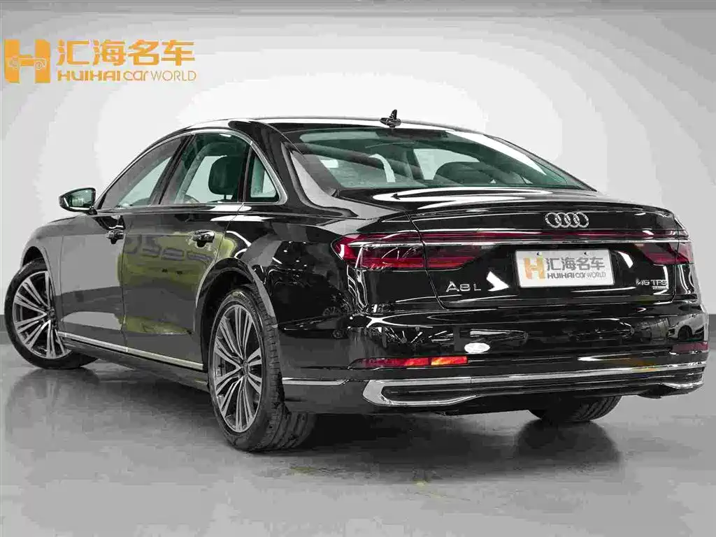 Audi A8 — миниатюра 6