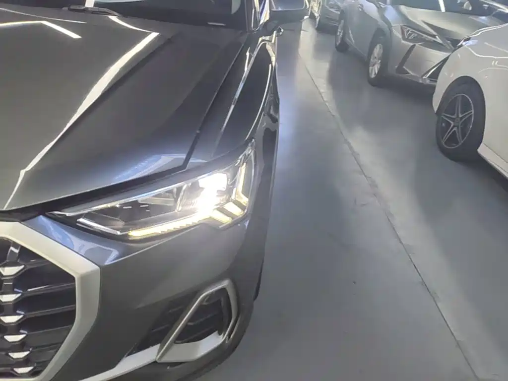 Audi Q3 — миниатюра 24