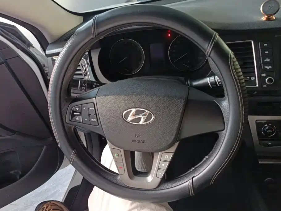 Hyundai Mistra — миниатюра 15