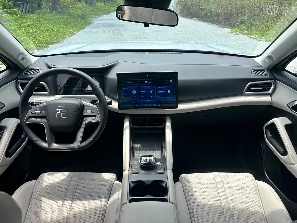 BYD Yuan UP — миниатюра 8