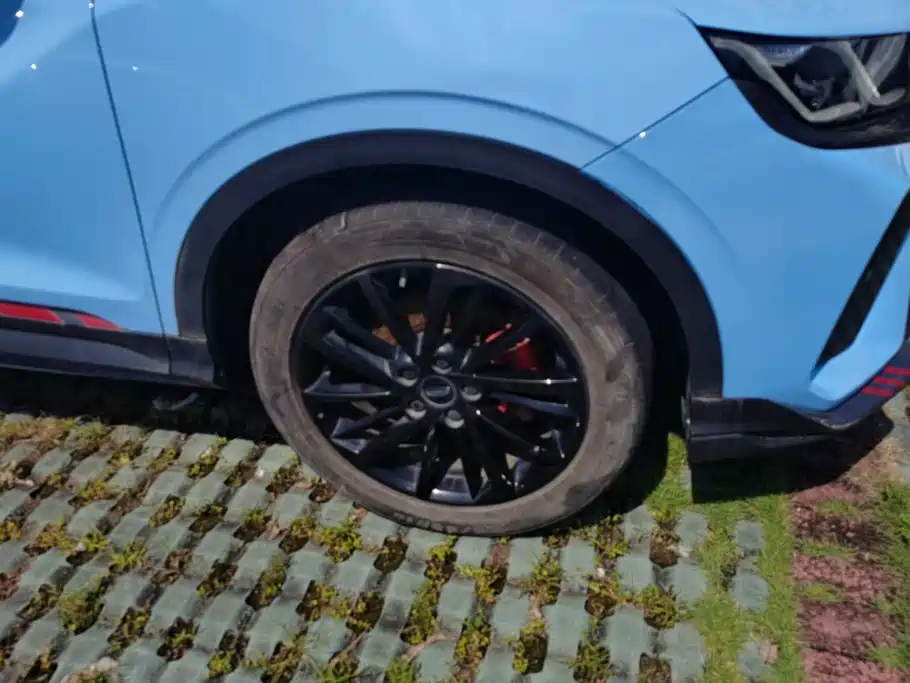 Geely Binyue — миниатюра 6