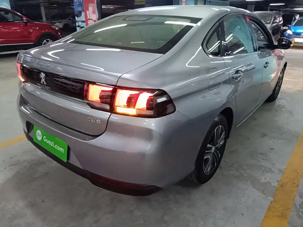 Peugeot 308 — миниатюра 7