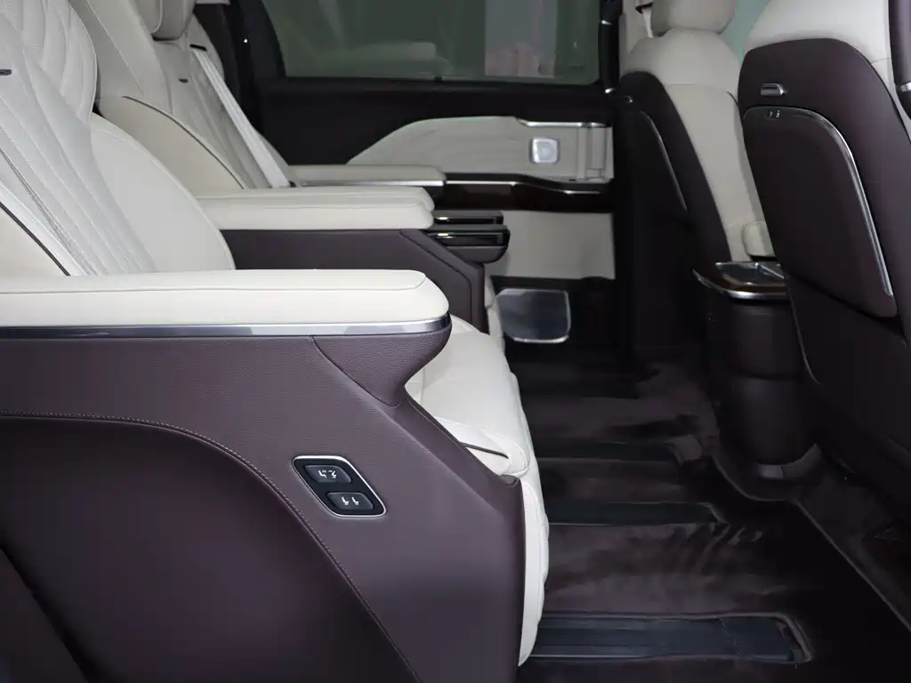 Hongqi Hongqi HQ9 — миниатюра 12