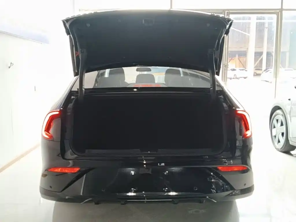 Wuling Xingguang — миниатюра 19