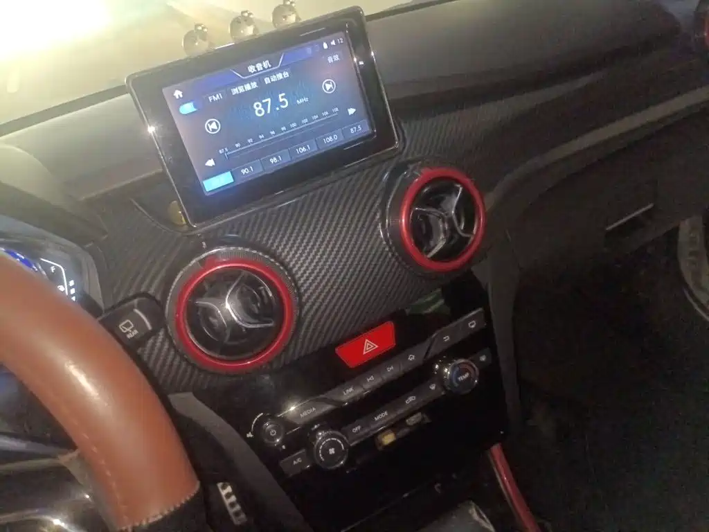 BAIC Senova X25 — миниатюра 14