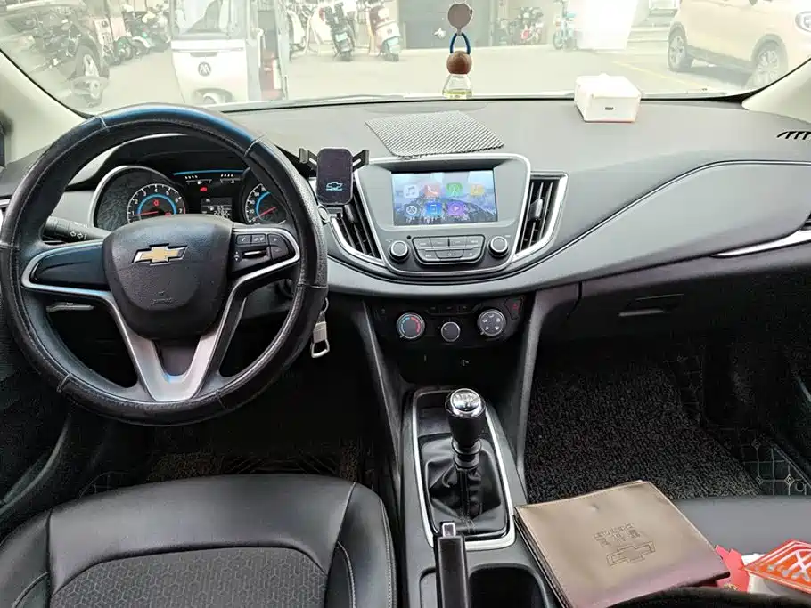 Chevrolet Cavalier — миниатюра 12