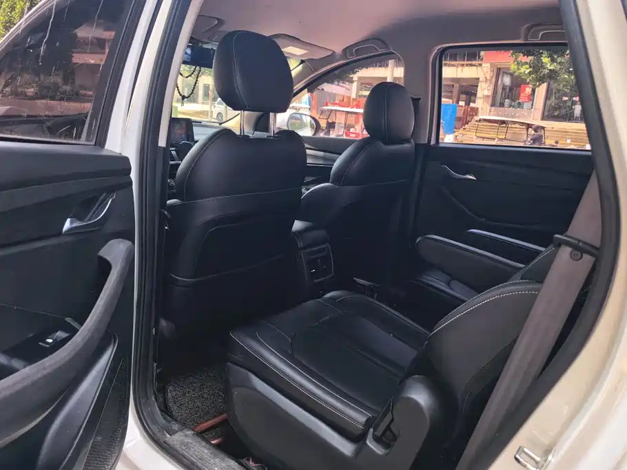 Baojun 360 — миниатюра 11
