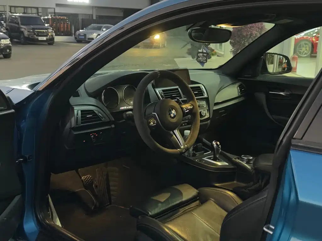 BMW M2 — миниатюра 4