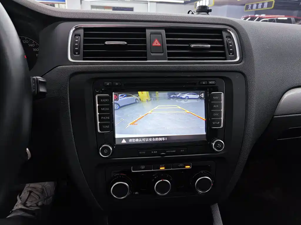 Volkswagen Sagitar — миниатюра 14