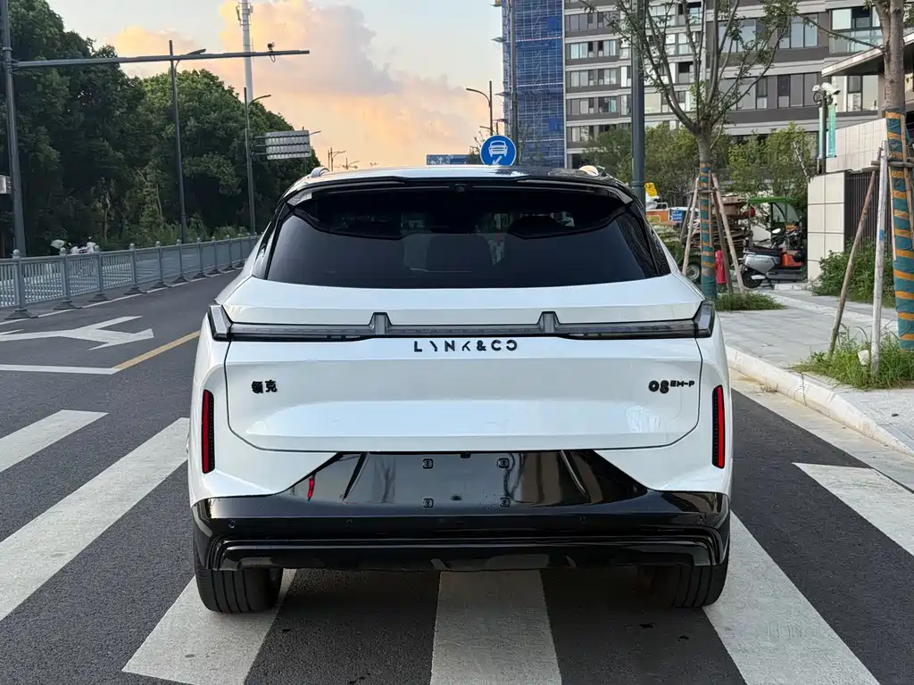 Lynk & Co 08 EM-P — миниатюра 5