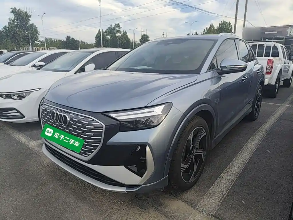 Audi Q4 e-tron — миниатюра 2