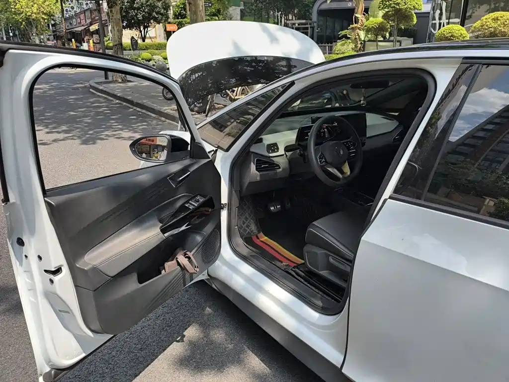Volkswagen ID.3 — миниатюра 12