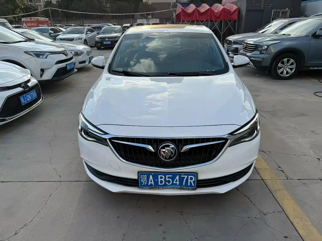 Buick Excelle — миниатюра 2