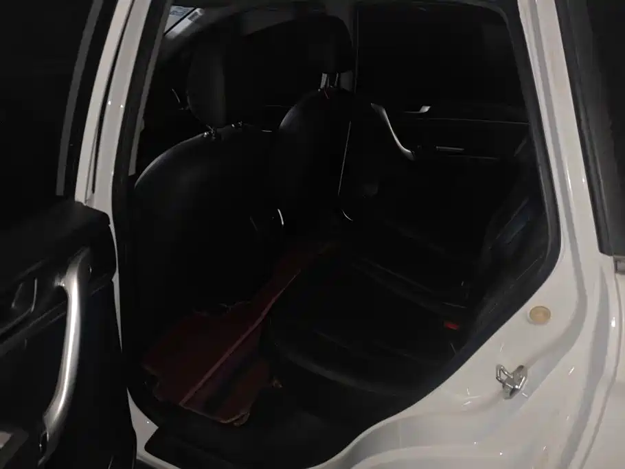 Haval M6 — миниатюра 11