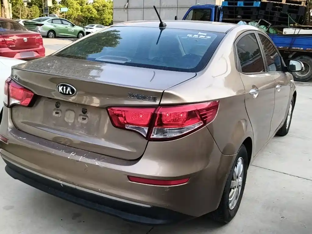 Kia K2 — миниатюра 7
