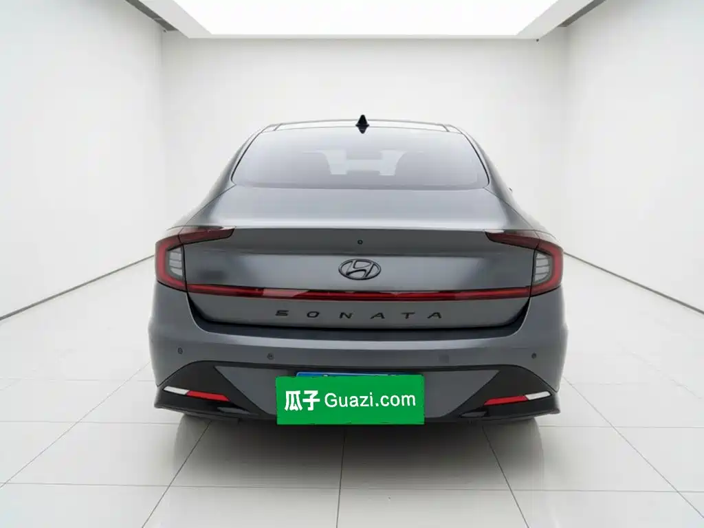 Hyundai Sonata — миниатюра 5