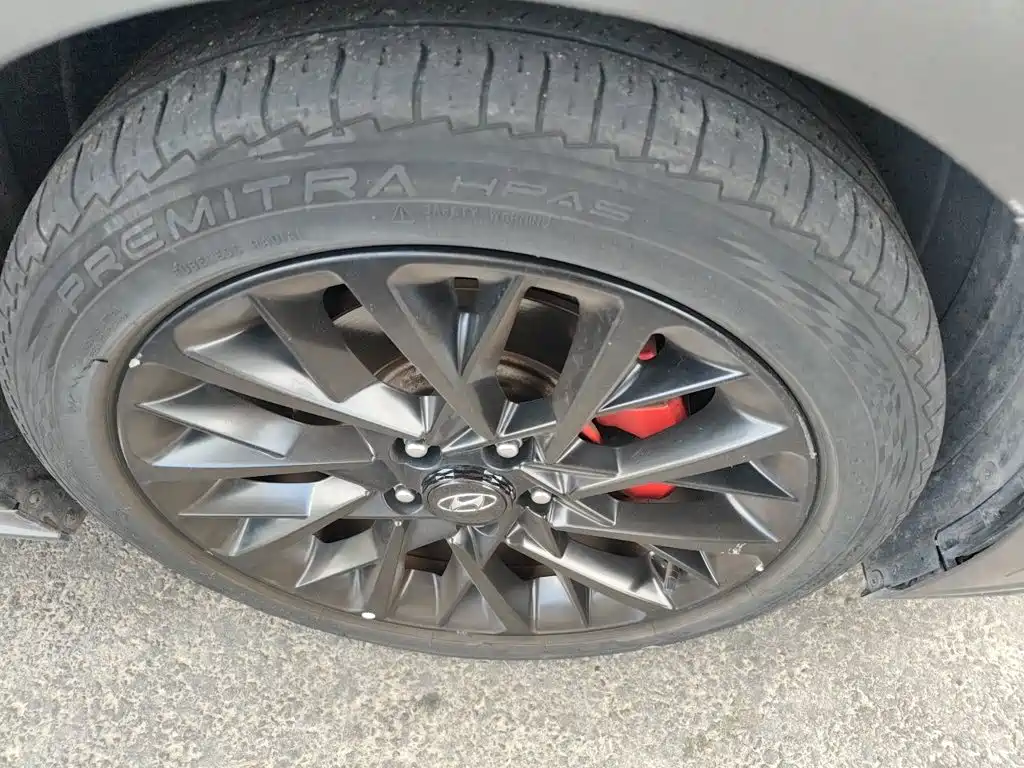 Hyundai Sonata — миниатюра 8