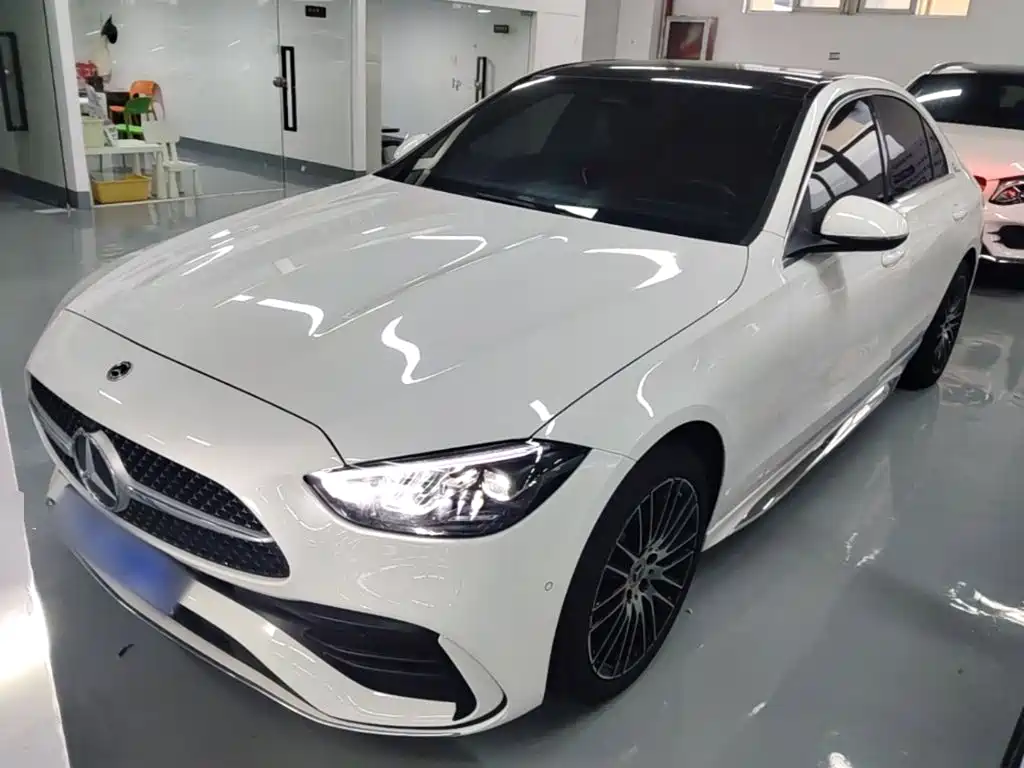Mercedes-Benz C-Class — миниатюра 2