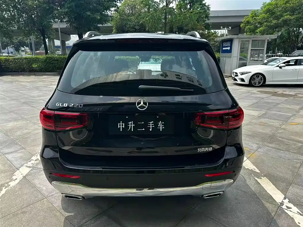 Mercedes-Benz GLB 2024 GLB 220 Fashion