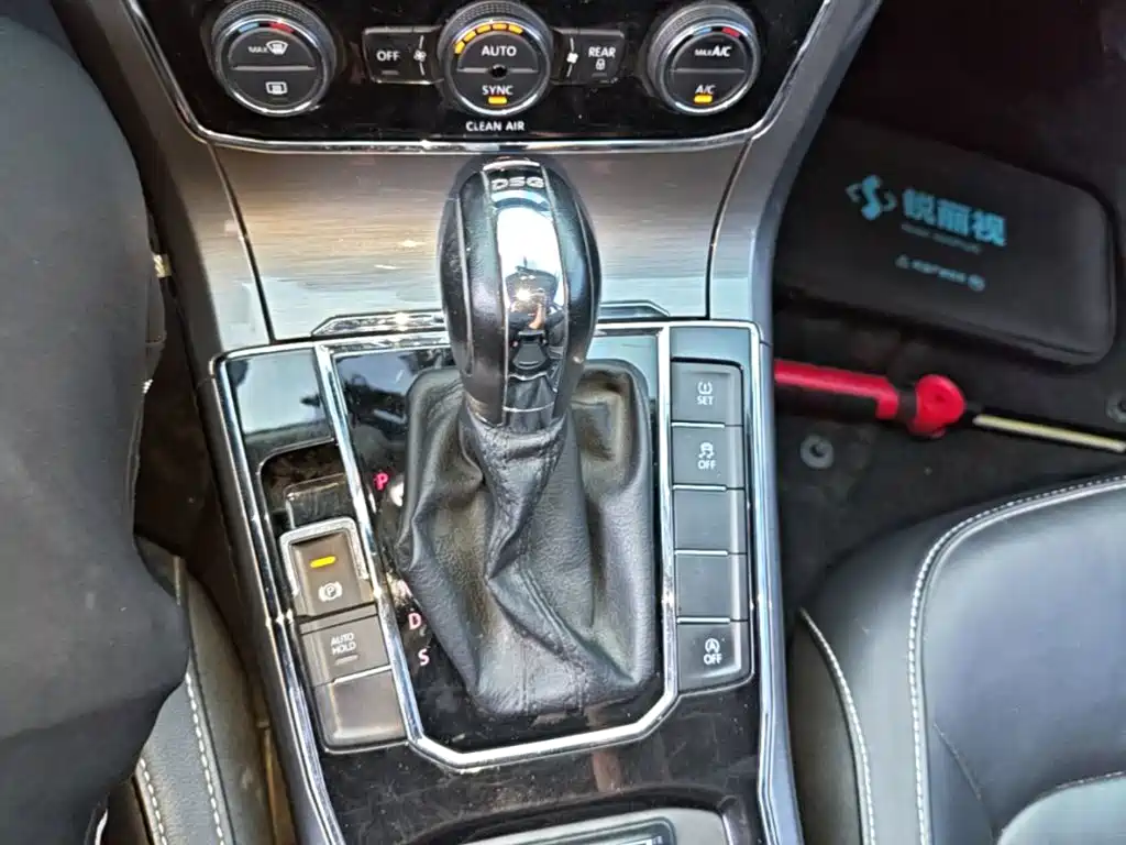 Volkswagen Passat — миниатюра 14