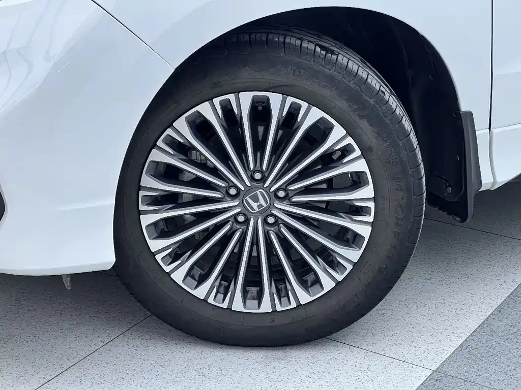 Honda Avancier 2023 370TURBO Premium