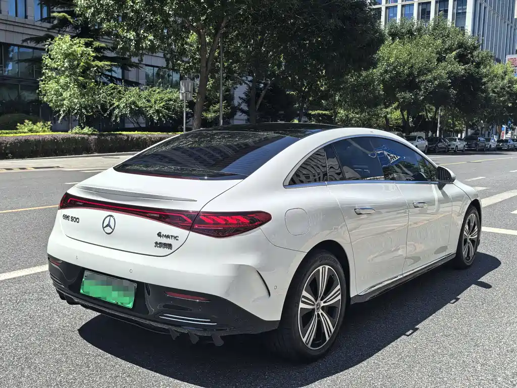 Mercedes-Benz EQE 2025 500 4MATIC Luxury